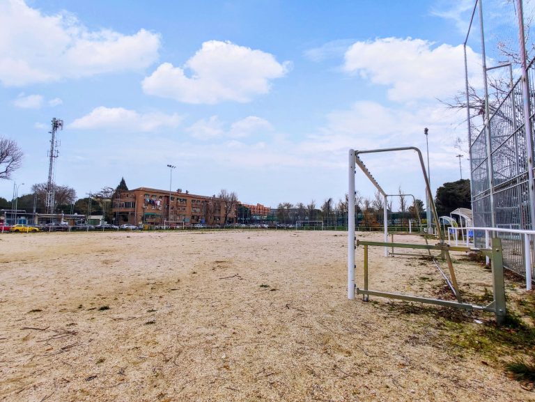 Instalación deportiva del barrio del Aeropuerto
