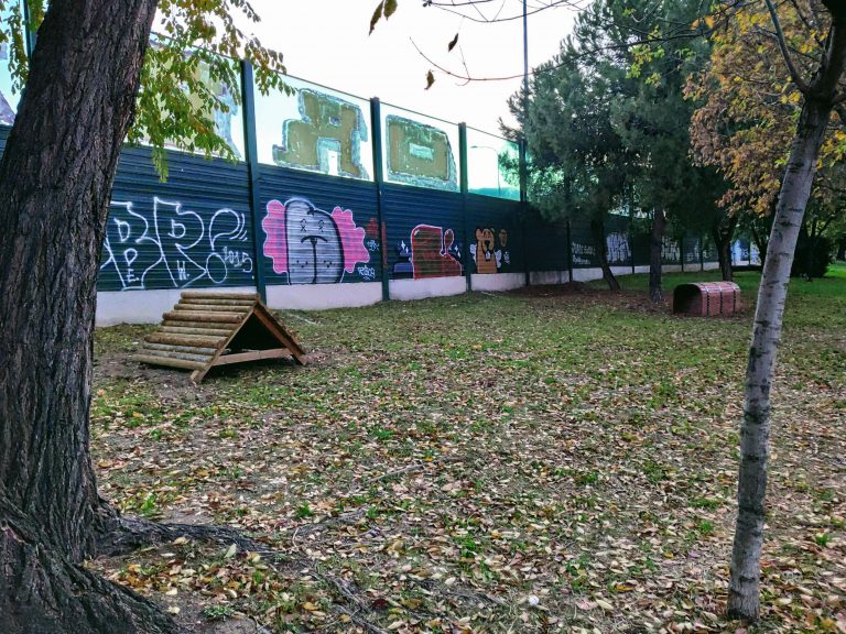 Área canina del barrio del Aeropuerto antes de ser desmontada